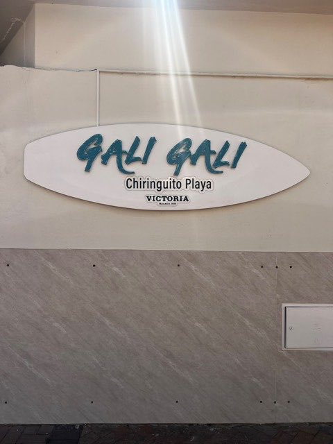 The surfboard sign of the Gali Gali chiringuito